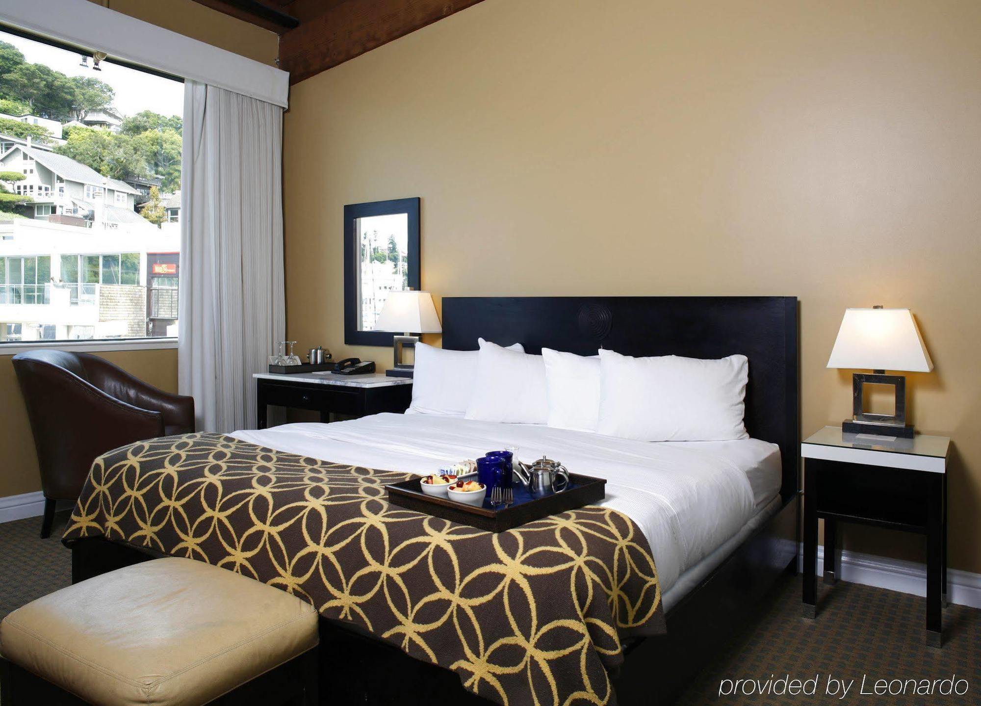 Hotel Waters Edge Tiburón Habitación foto